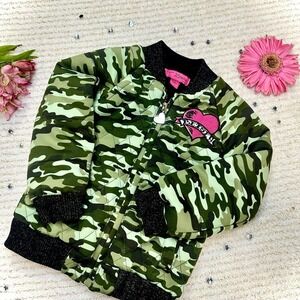 Betsy Johnson Kids Camo Bomber Jacket 4T | Pink Heart Logo